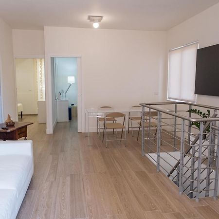 Teatro Apartments Mondello Палермо Екстериор снимка
