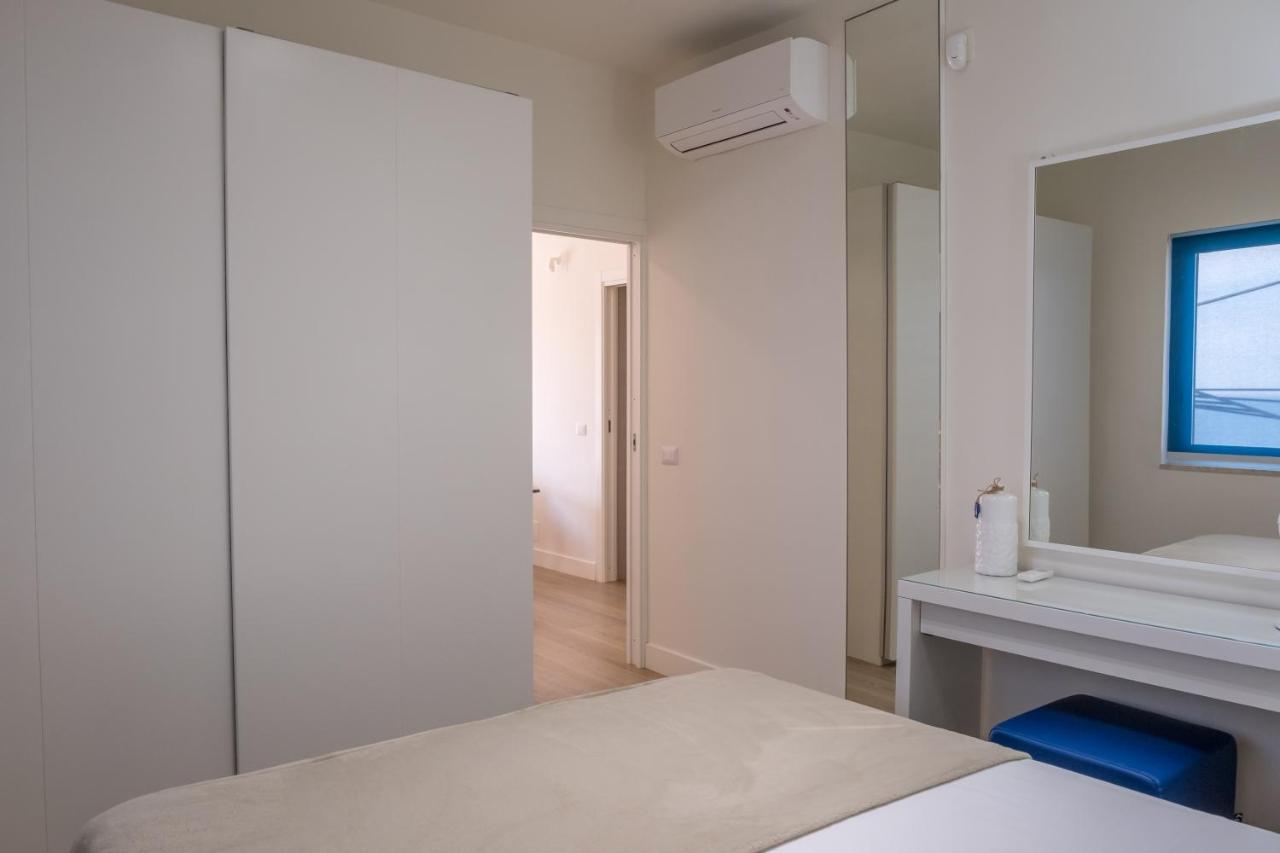 Teatro Apartments Mondello Палермо Екстериор снимка