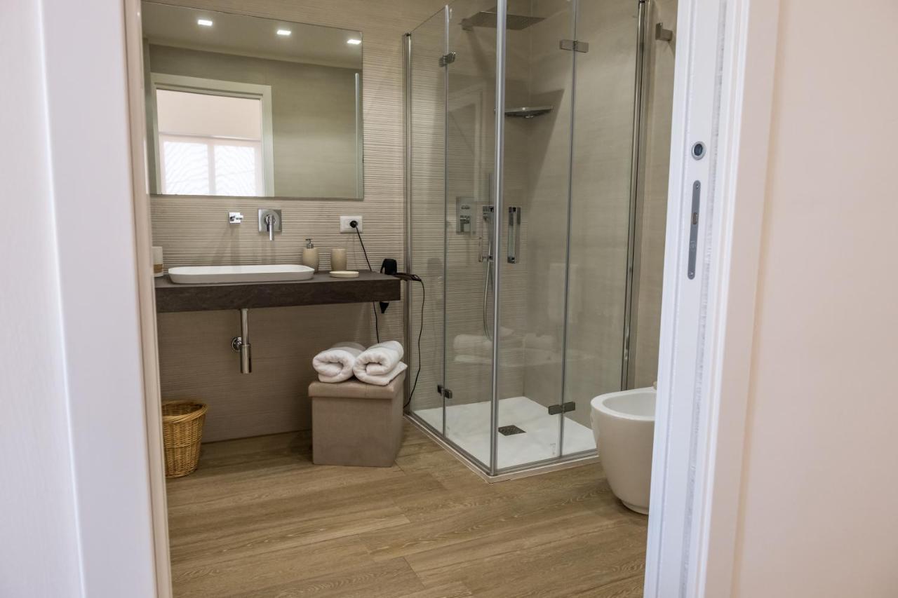 Teatro Apartments Mondello Палермо Екстериор снимка