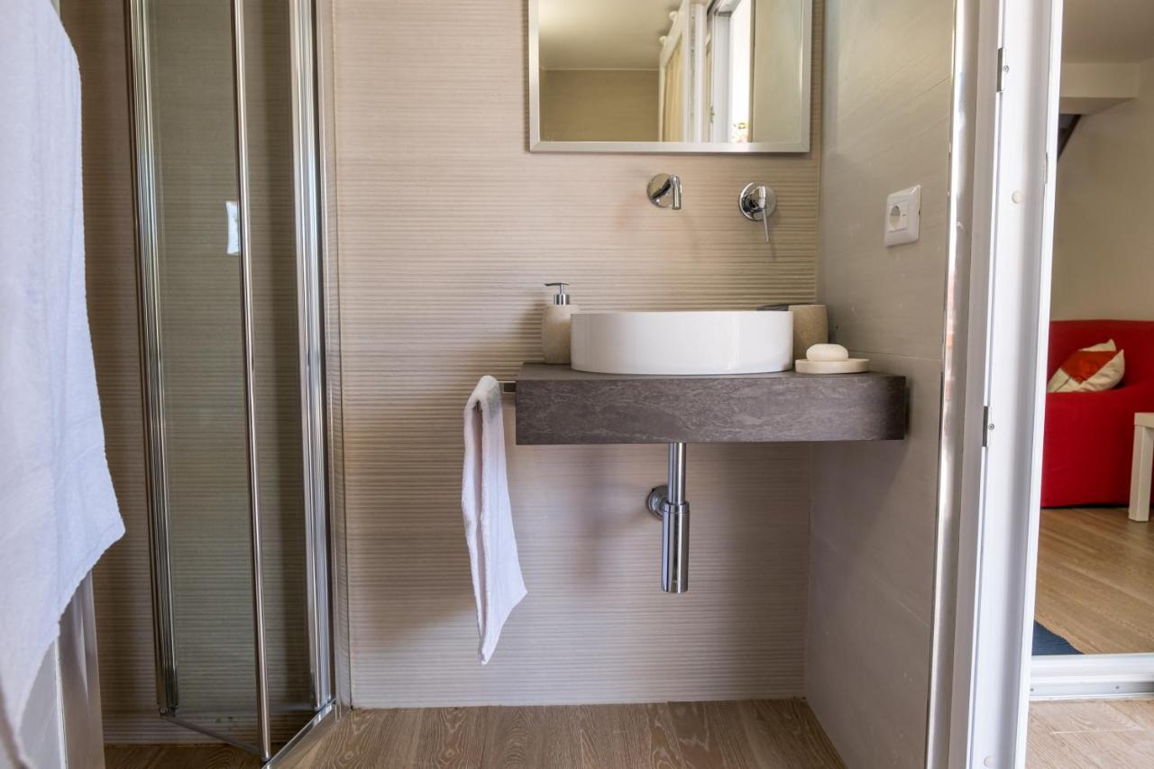 Teatro Apartments Mondello Палермо Екстериор снимка