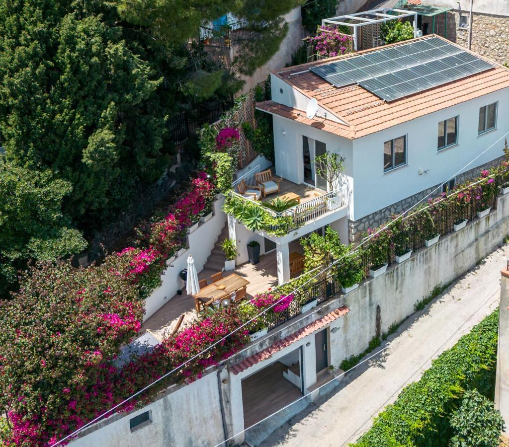 Teatro Apartments Mondello Палермо Екстериор снимка